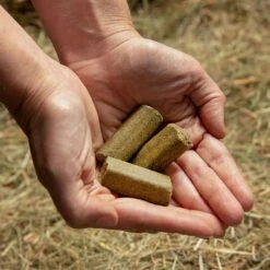 Meadow® Herb Treats 1kg -Horse Gear Shop go 478455 c